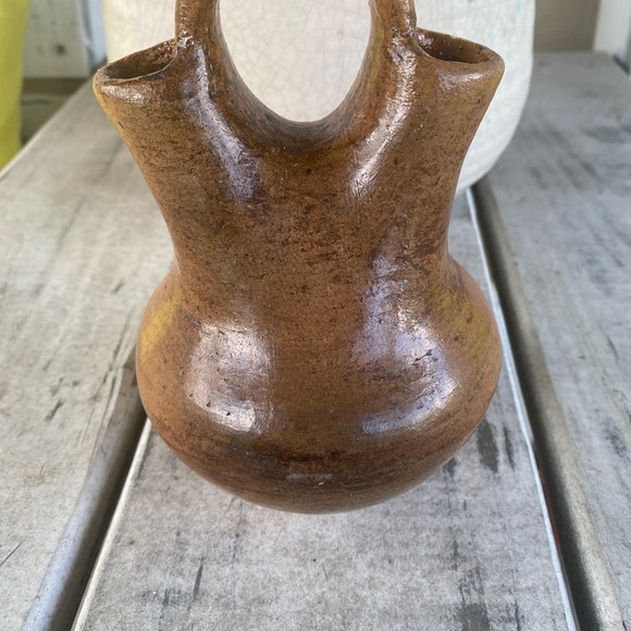 Vintage Navajo Traditional Handcrafted Wedding Vase Symbolizing Union 6 1/4” - Picture 7 of 11